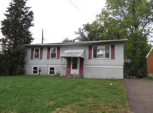 7040 Bluecrest Dr, Anderson Twp, OH 45230