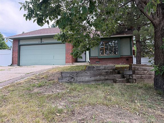 2nd image of 2090 Summerfield Drive