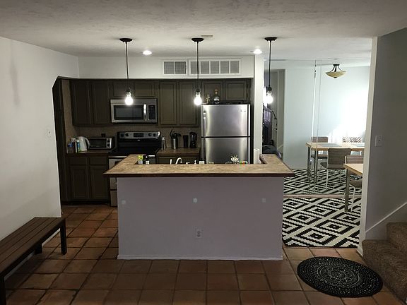 3rd image of 2310 Balsam Dr APT B204