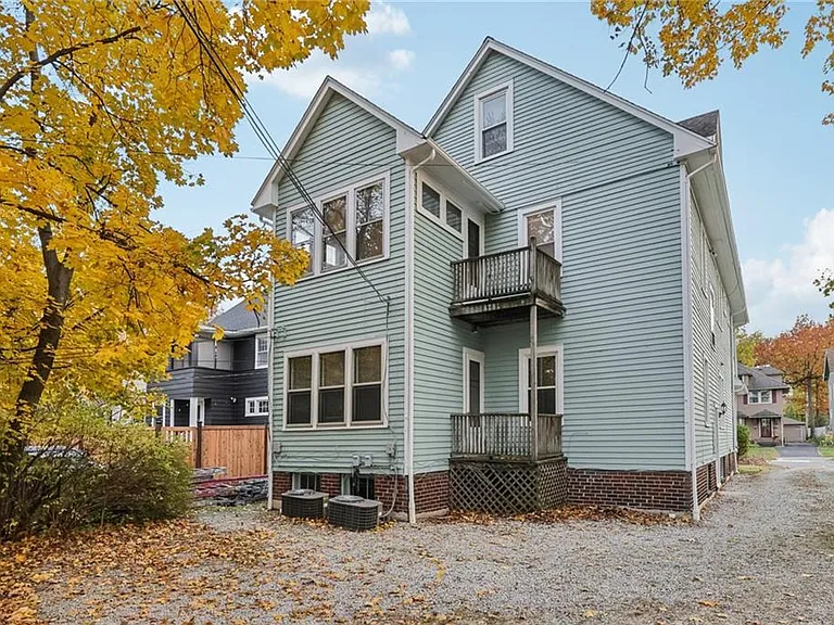 3387 Clarendon Rd #3 — Photo 7