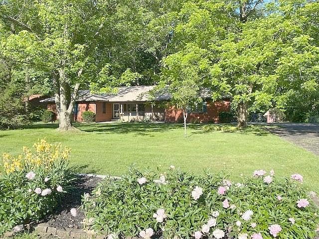 1st image of 2330 Stoner Dr W