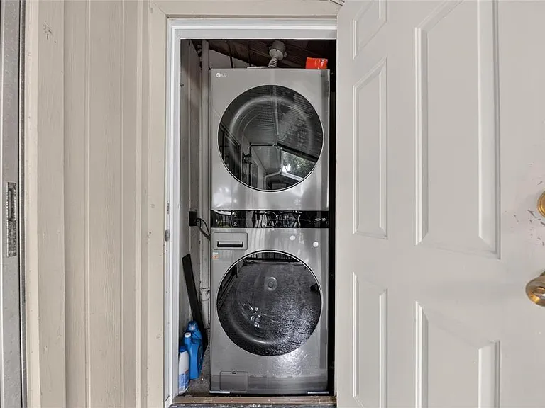 3812 N Oak Dr #M-32 — Photo 25
