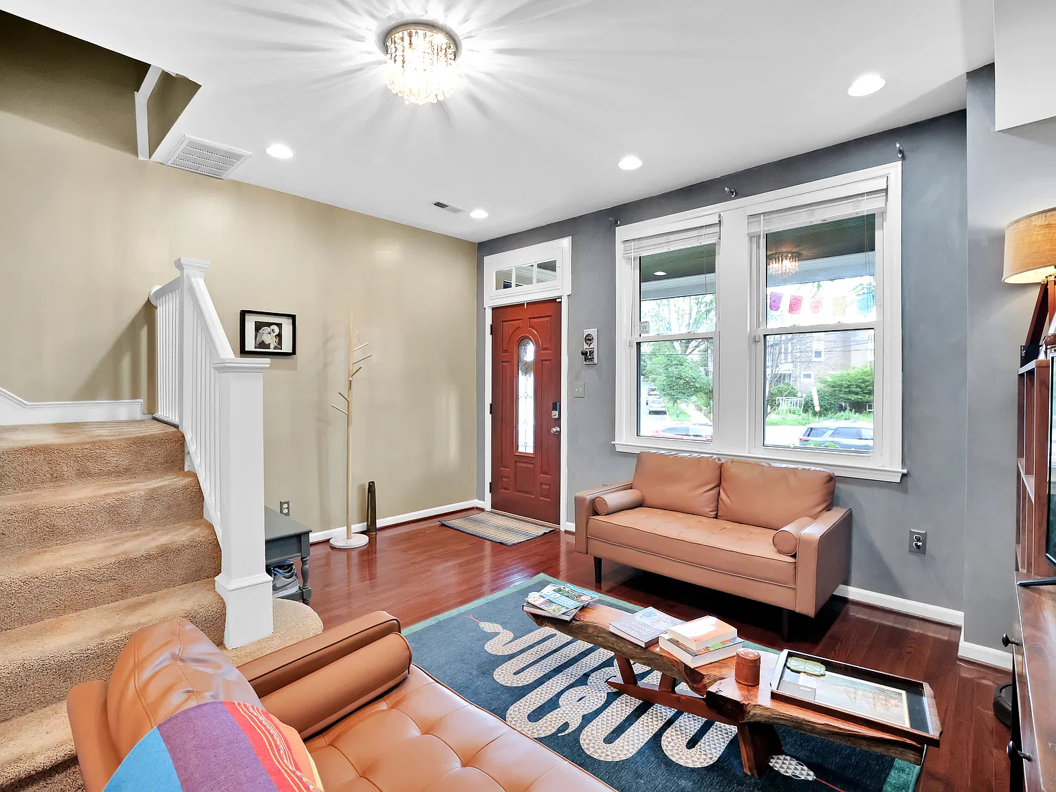 509 Montana Ave NE — Photo 3