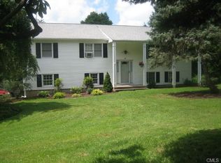 12 Wine Sap Run, Bethel, CT 06801