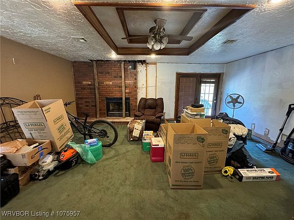 4th image of 1118 Mitzi Ln