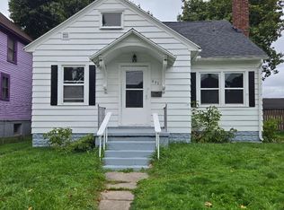 435 Maple St, Sault Sainte Marie, MI 49783
