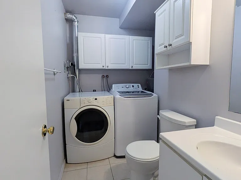 32 Noecker St — Photo 10