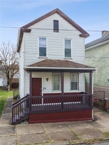 214 S 7th St, Jeannette, PA, 15644