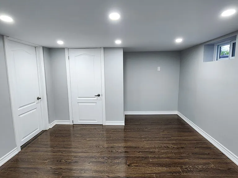 6 W Deane Park Dr #BASEMENT — Photo 10