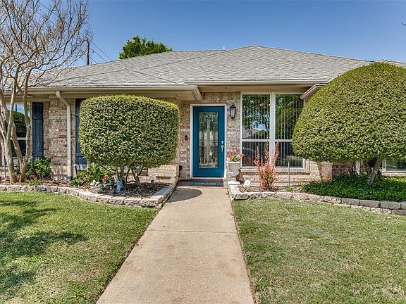 3rd image of 2621 Waterloo Ln