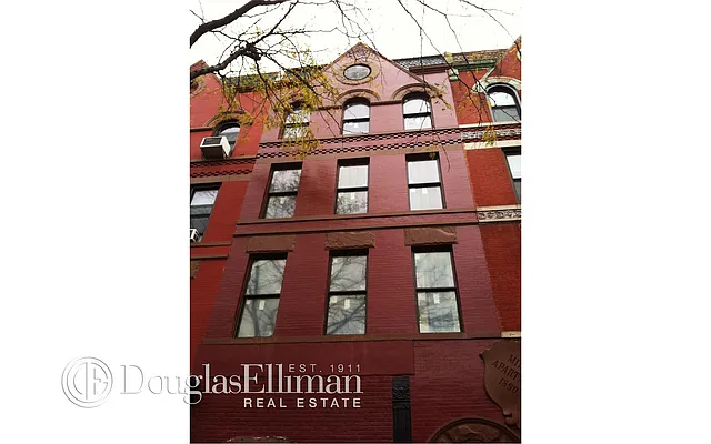 Sold by Douglas Elliman | media 19