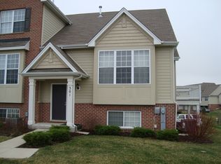 301 Timber Ridge Ct, Joliet, IL 60431