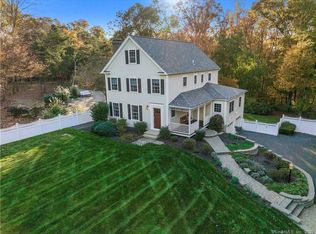 590 Towner Swamp Rd, Guilford, CT 06437