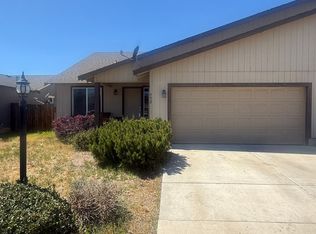 932 Kierra Pl, Madras, OR 97741