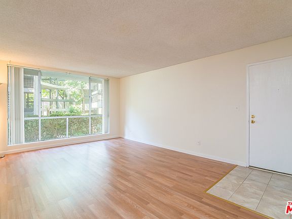 3rd image of 4900 Overland Ave Unit 175