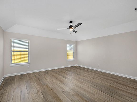 5th image of 10522 Sutter Creek Dr