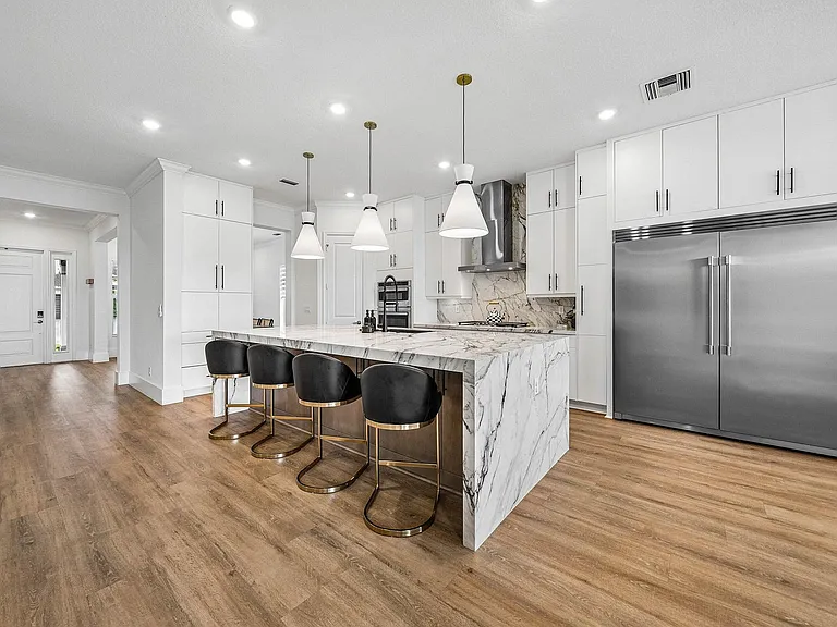 655 Hookline Cir — Photo 17