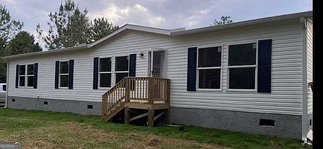 1st image of 555 Holliday Rd
