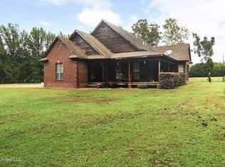 5450 Dean Rd, Lake Cormorant, MS 38641