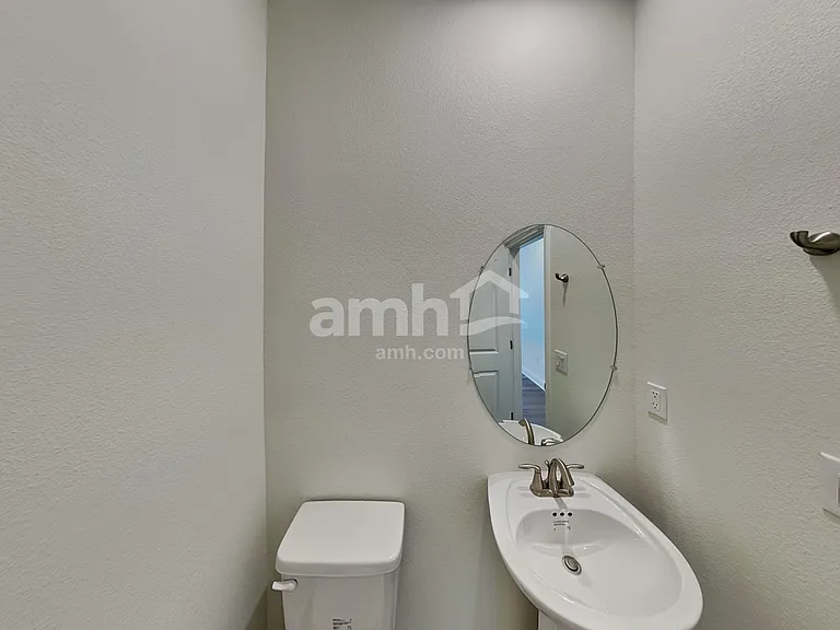 3739 Center Cove Ln — Photo 13