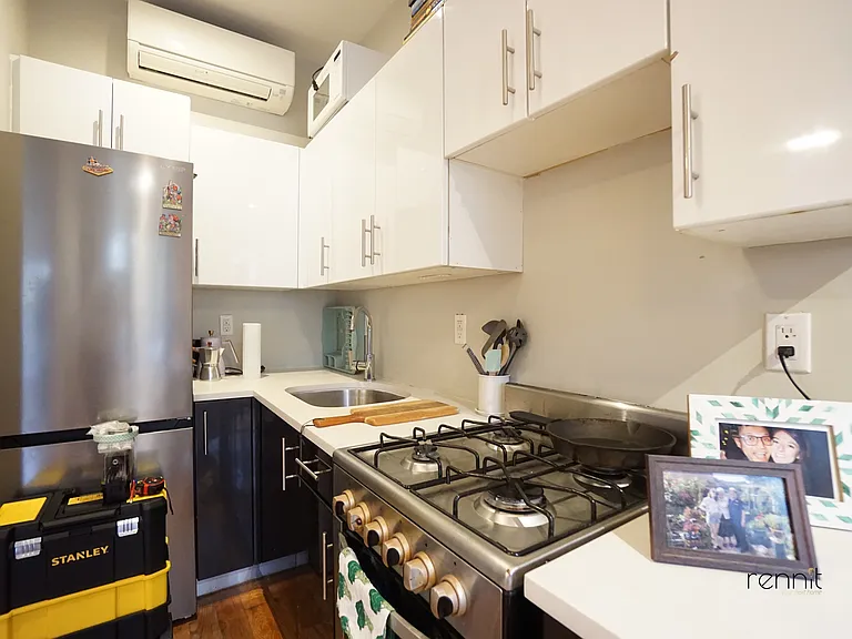 814 Saint Johns Pl #2F — Photo 3