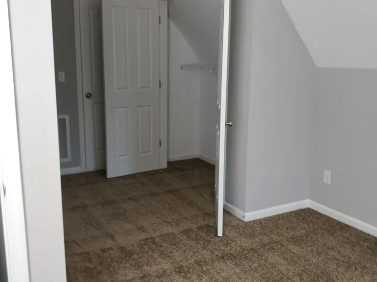 1324 Rising Oak Dr — Photo 15