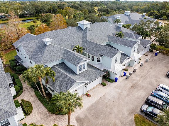 2nd image of 2340 SW Water Oak Court #211