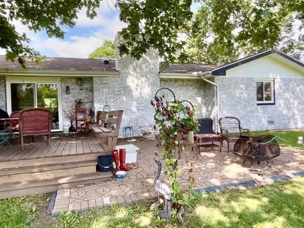 328 Cougar Ridge Lane, Aurora, MO 65605
