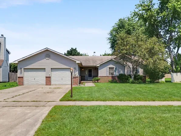 808 E Marshall St, Tolono, IL 61880