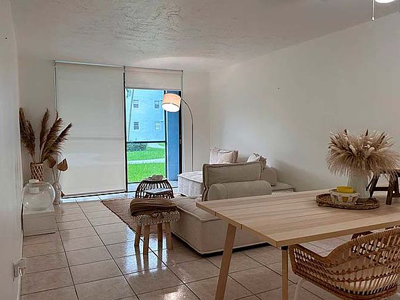 5th image of 9440 Fontainebleau Blvd APT 109