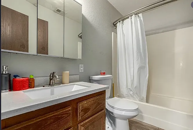6433 Pearcrest Rd — Photo 3