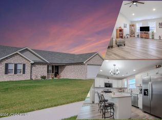 220 County Road 371, Holts Summit, MO 65043