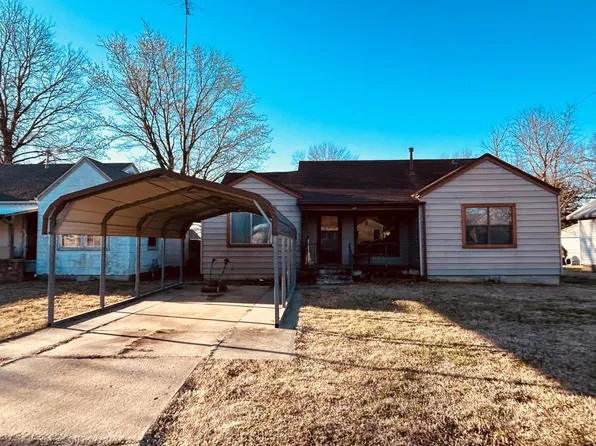 1817 W 7th St, Coffeyville, KS 67337