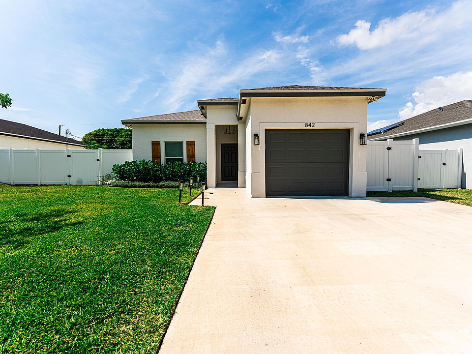 1st image of 842 NW 9th Avenue