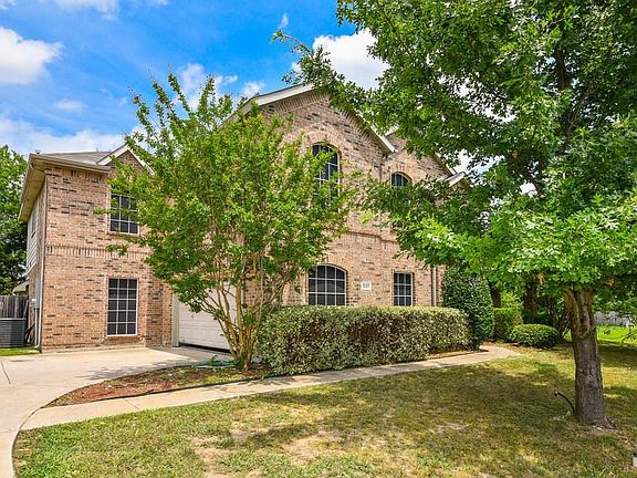 2nd image of 1257 Carriage Creek Dr