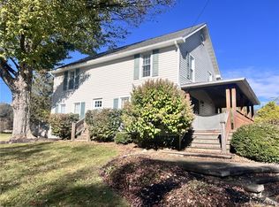 509 McLean Rd, Cortland, NY 13045