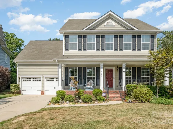 16403 Leavitt Ln, Davidson, NC 28036