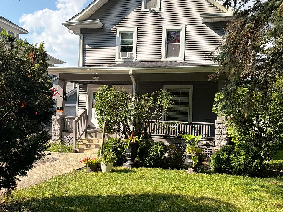 933-935 Garfield Ave