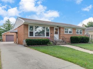 2531 Peter Rd, Des Plaines, IL 60018