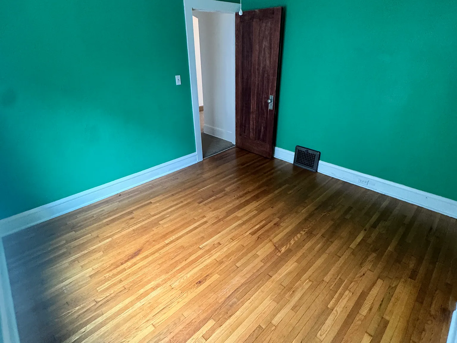 2 bed, 962 sqft, $1,500 — Photo 4