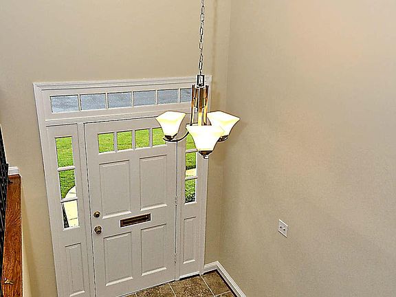 2nd image of 5126 Fortune Ct