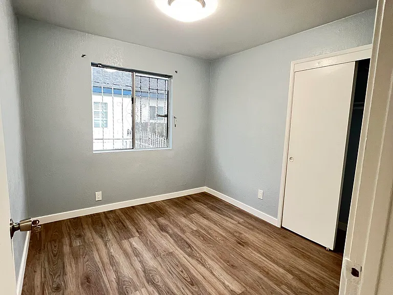 3851 Cimarron St — Photo 9