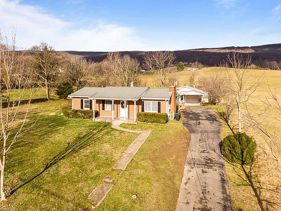 4th image of 725 Scenic Dr