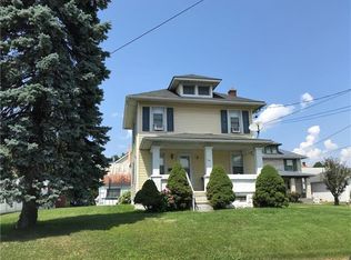 716 Seip Ave, Nazareth, PA 18064