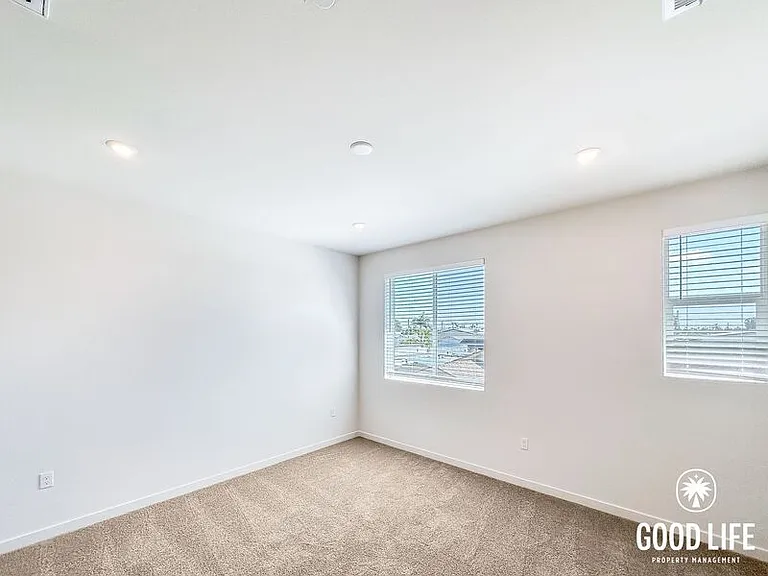 7006 Solara Way — Photo 22