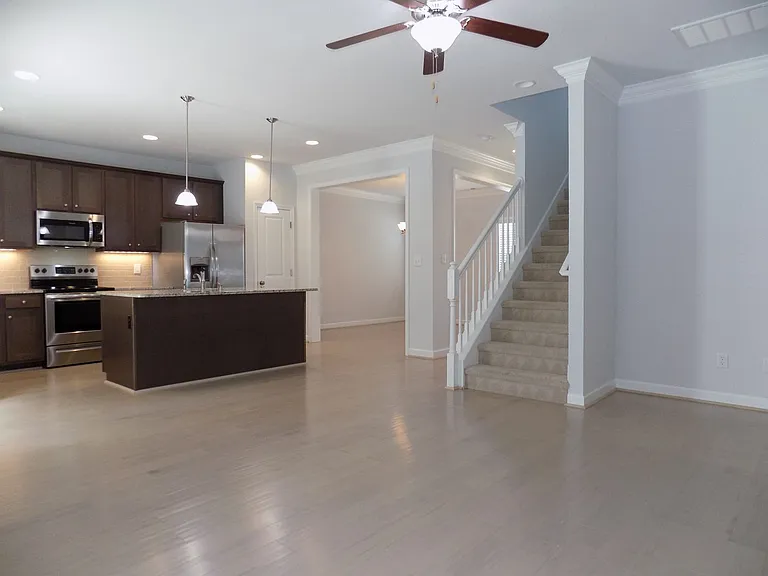 121 Wineberry Way — Photo 37