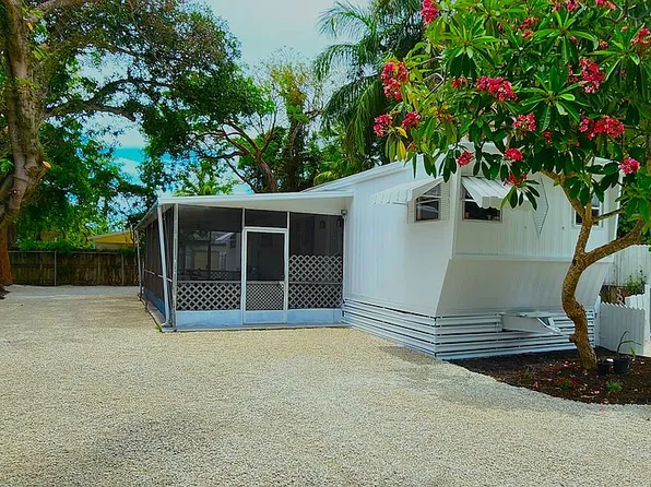 41 Tina Pl, Key Largo, FL 33037