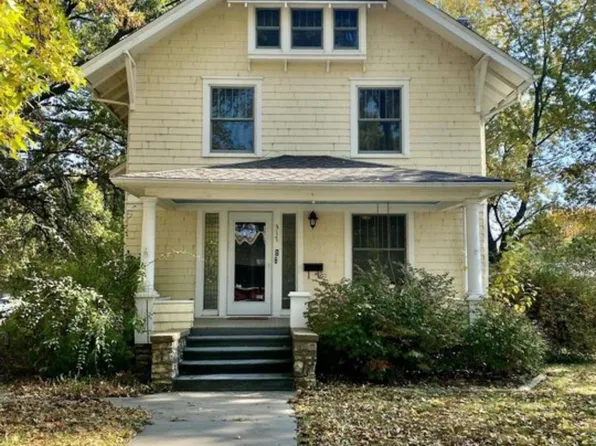 317 N 2nd St, Burlington, KS 66839