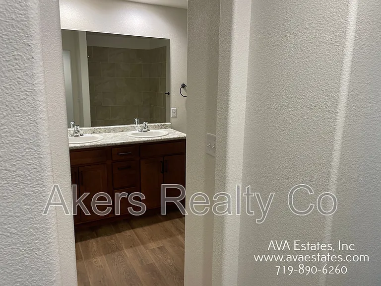 970 S Coral Pl — Photo 15