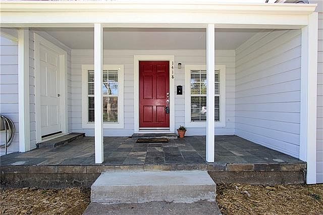 1418 Newport Ave, Dallas, TX 75224 | Zillow